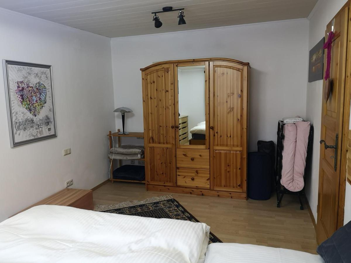 Ferienwohnung Hofheinz Гармиш-Партенкирхен Экстерьер фото